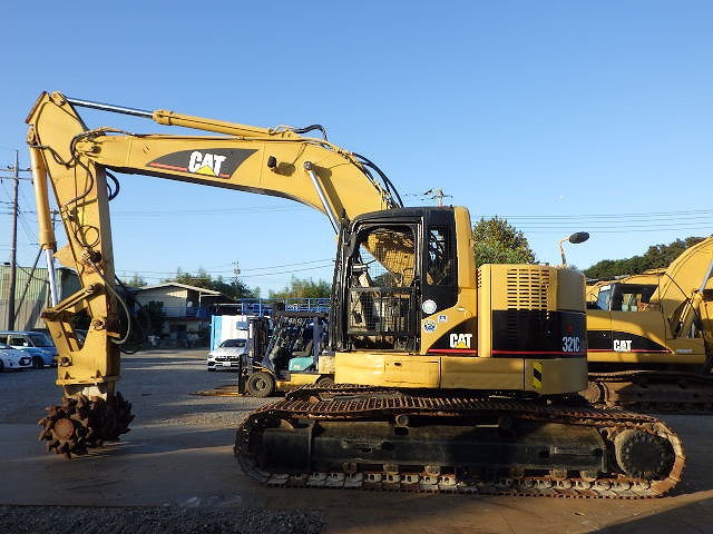 CAT 321CLCR - Excavator pe şenile: Foto 2 CAT 321CLCR - Excavator pe şenile: Foto 2