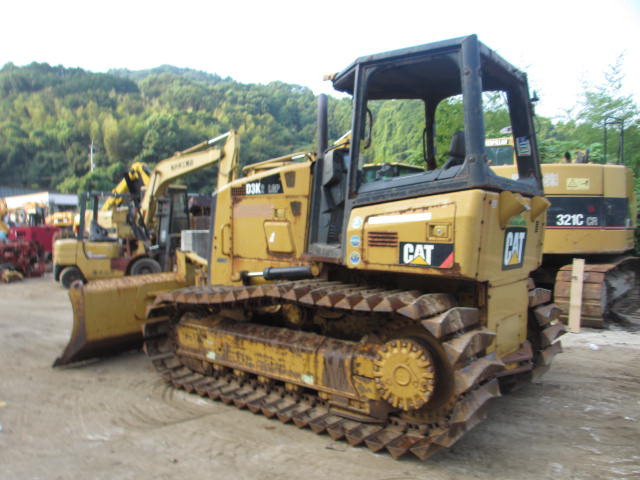 CAT D3K2 - Buldozer: Foto 2 CAT D3K2 - Buldozer: Foto 2