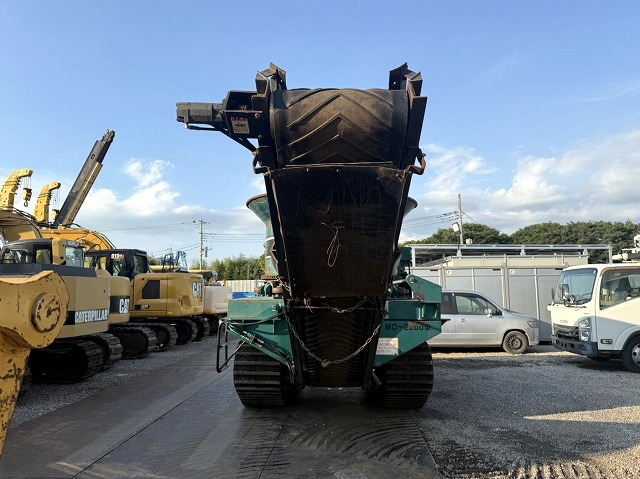 MOROOKA MC-2000 - Tocător de lemne: Foto 4 MOROOKA MC-2000 - Tocător de lemne: Foto 4