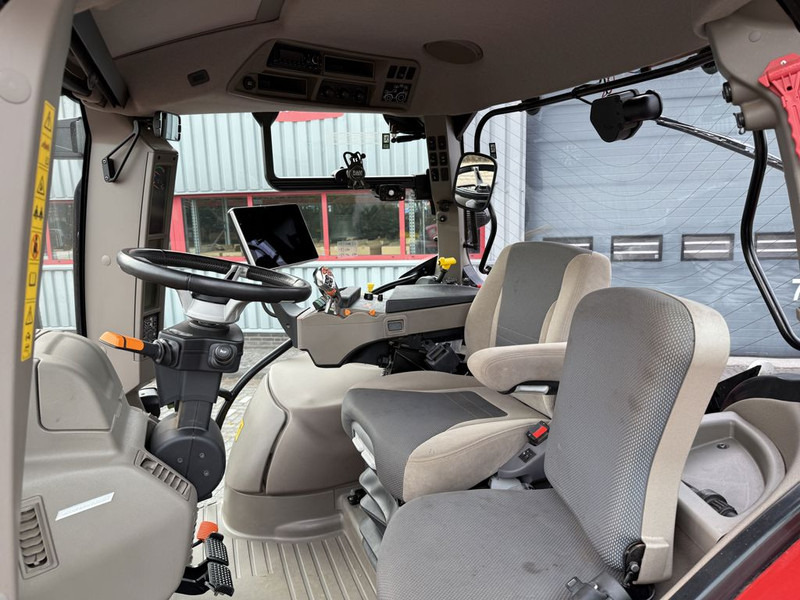 Case IH Maxxum 150 CVXDrive - Tractor agricol: Foto 5 Case IH Maxxum 150 CVXDrive - Tractor agricol: Foto 5