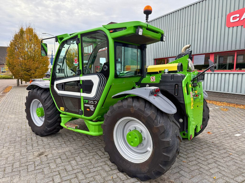 Merlo TF35.7-140 Telehandler - Încărcător pe roți telescopic: Foto 2 Merlo TF35.7-140 Telehandler - Încărcător pe roți telescopic: Foto 2