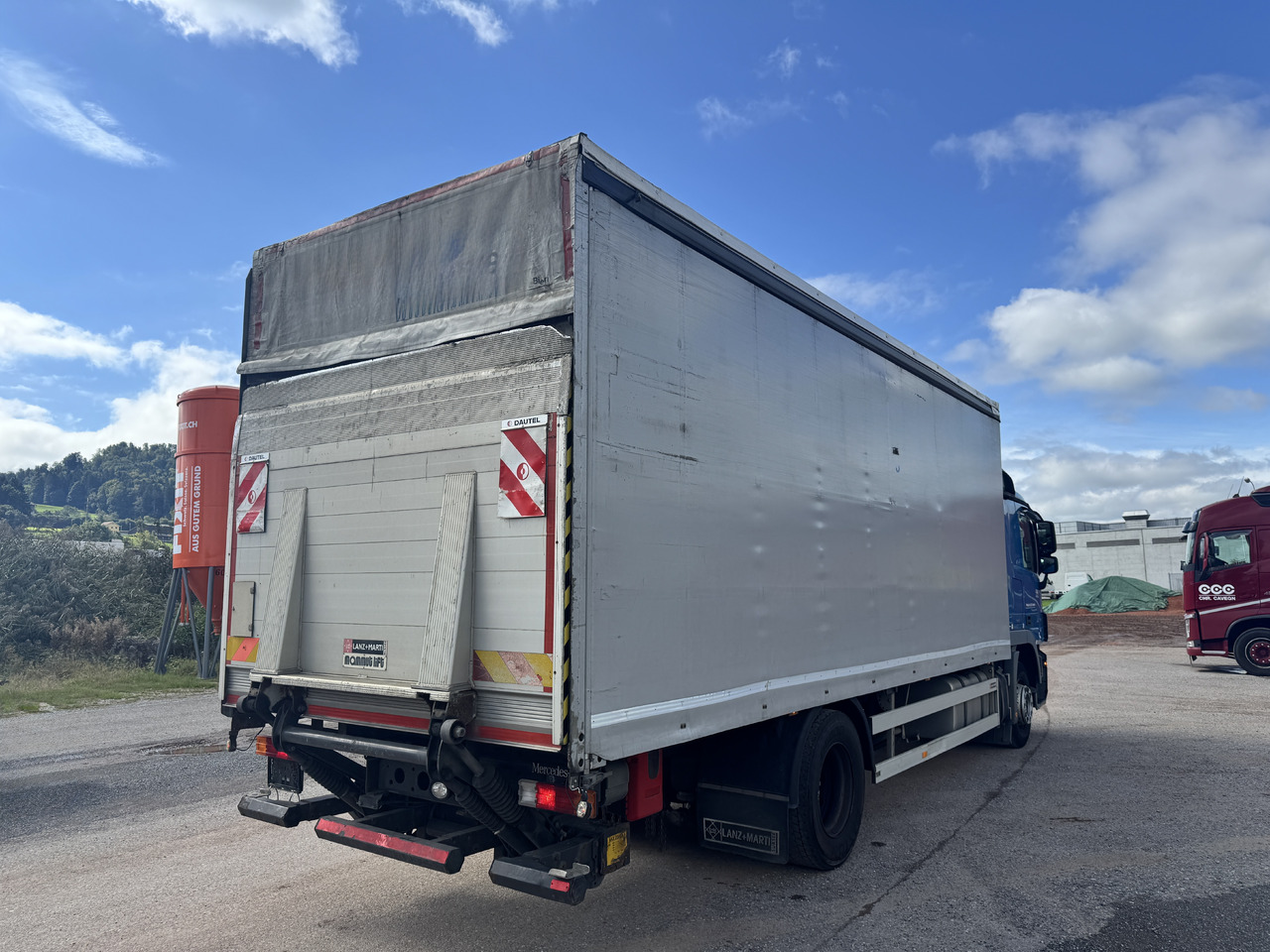 MERCEDES-BENZ Actros 1836 4x2 Blache-Hebebühne - Camion cu prelată: Foto 5 MERCEDES-BENZ Actros 1836 4x2 Blache-Hebebühne - Camion cu prelată: Foto 5