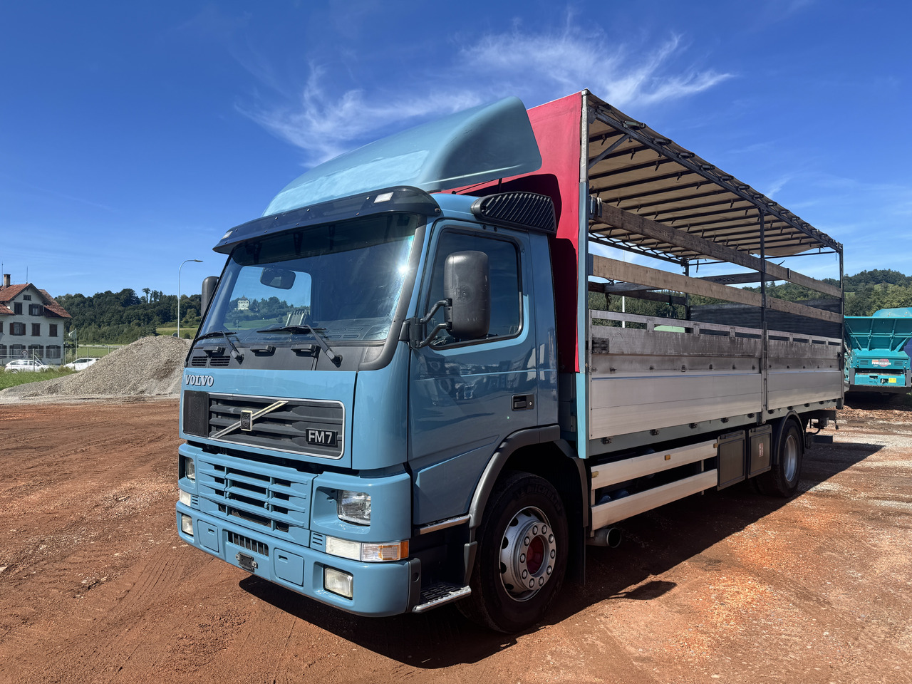 VOLVO FM7-290 4x2 Blache-Hebebühne - Camion cu prelată: Foto 1 VOLVO FM7-290 4x2 Blache-Hebebühne - Camion cu prelată: Foto 1
