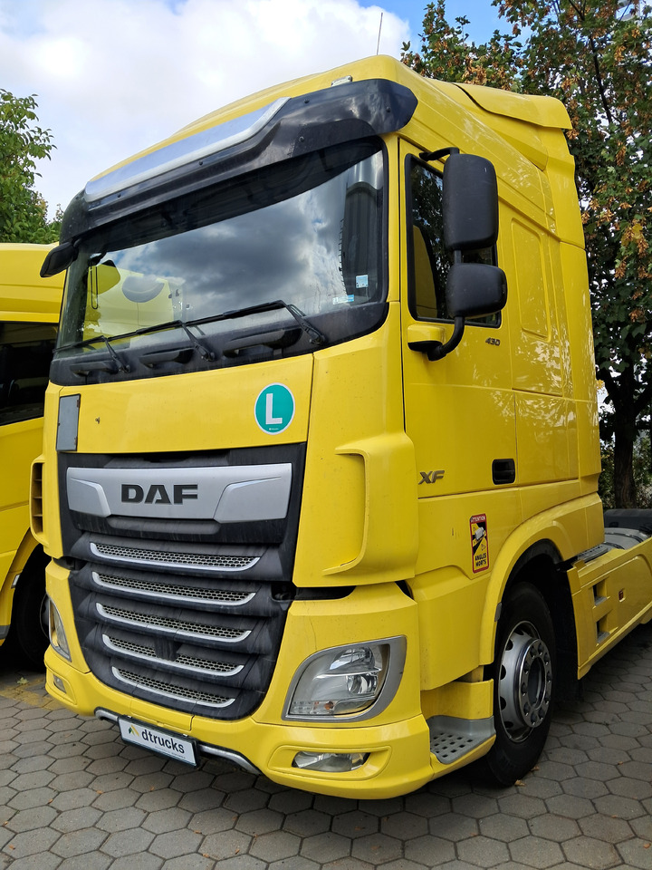 DAF XF 430 NGI - Cap tractor: Foto 2 DAF XF 430 NGI - Cap tractor: Foto 2