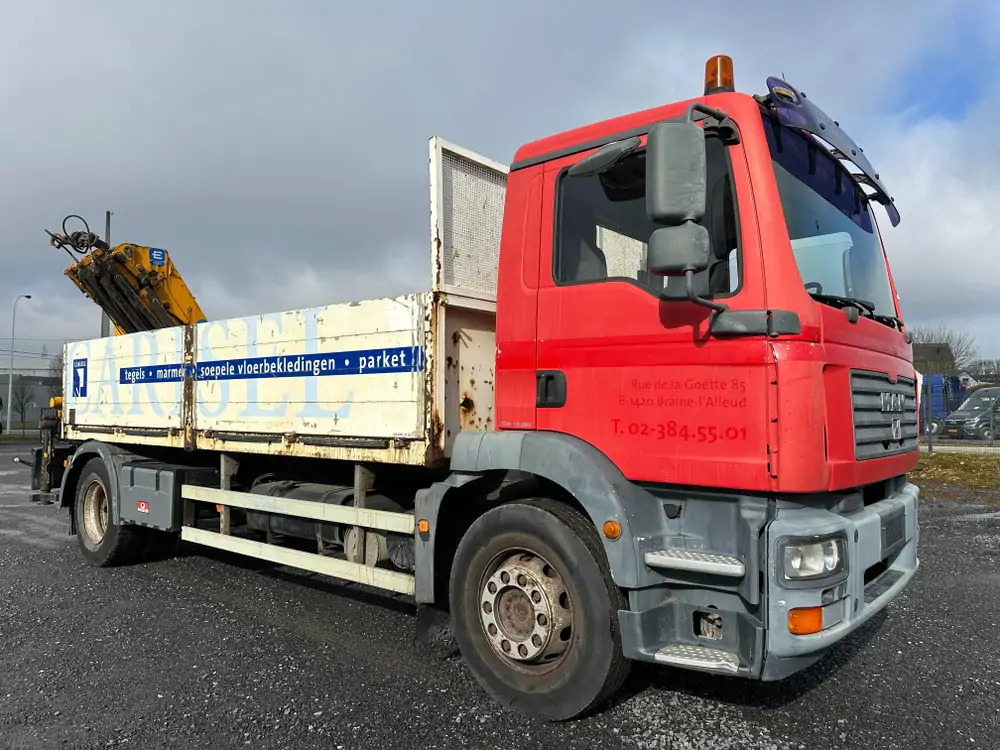 MAN TGM 18.280 *202000 km*Grue EFFER type 120 3 S*PREMIER PROPRIO - Camion cu macara, Camion platformă: Foto 4 MAN TGM 18.280 *202000 km*Grue EFFER type 120 3 S*PREMIER PROPRIO - Camion cu macara, Camion platformă: Foto 4