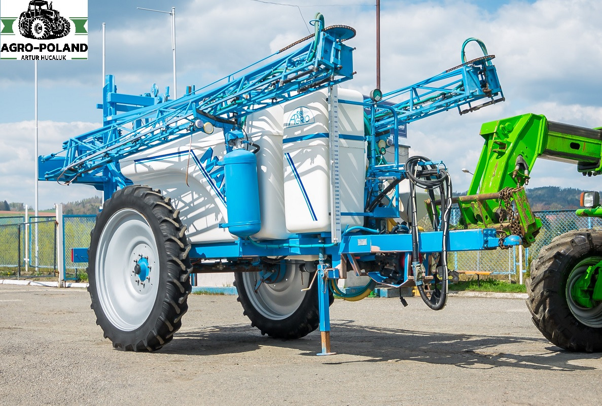 AGRIO NAPA 3000 - GPS - 2007 ROK - 18 M - Maşină de erbicidat tractata: Foto 3 AGRIO NAPA 3000 - GPS - 2007 ROK - 18 M - Maşină de erbicidat tractata: Foto 3