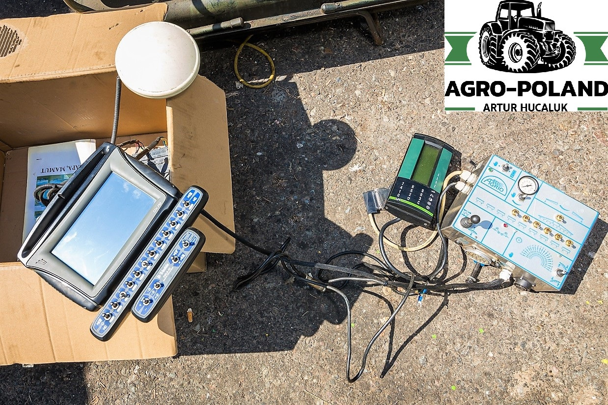 AGRIO NAPA 3000 - GPS - 2007 ROK - 18 M - Maşină de erbicidat tractata: Foto 2 AGRIO NAPA 3000 - GPS - 2007 ROK - 18 M - Maşină de erbicidat tractata: Foto 2