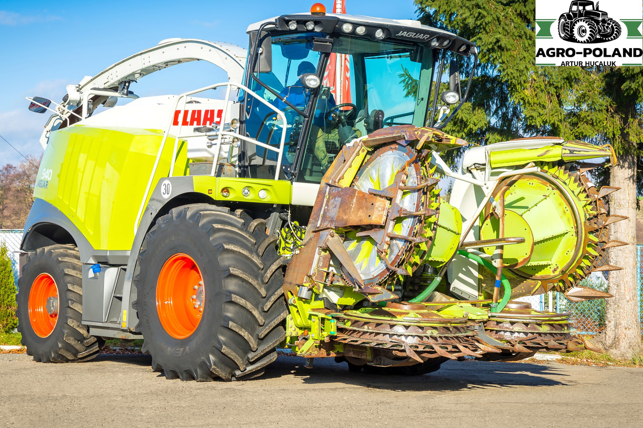 CLAAS JAGUAR 940 - 2014 ROK - 4X4 + ORBIS 600 + PU 300 - Combină de Recoltat Furaj: Foto 2 CLAAS JAGUAR 940 - 2014 ROK - 4X4 + ORBIS 600 + PU 300 - Combină de Recoltat Furaj: Foto 2