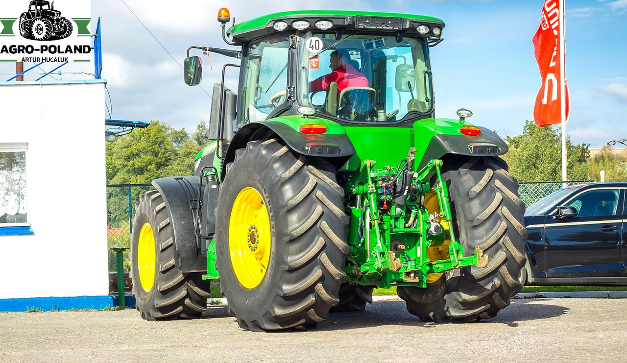 JOHN DEERE 7260 R - 8.515 h - WOM - TUZ - 2013 ROK - Tractor agricol: Foto 4 JOHN DEERE 7260 R - 8.515 h - WOM - TUZ - 2013 ROK - Tractor agricol: Foto 4