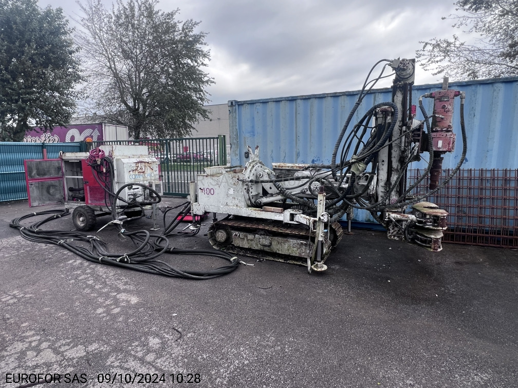 COMACCHIO MC 400 - Maşină de foraj: Foto 1 COMACCHIO MC 400 - Maşină de foraj: Foto 1