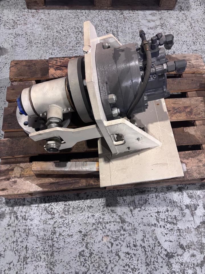 POCLAIN MS 11 - Motor hidraulic pentru Maşină de foraj: Foto 1 POCLAIN MS 11 - Motor hidraulic pentru Maşină de foraj: Foto 1