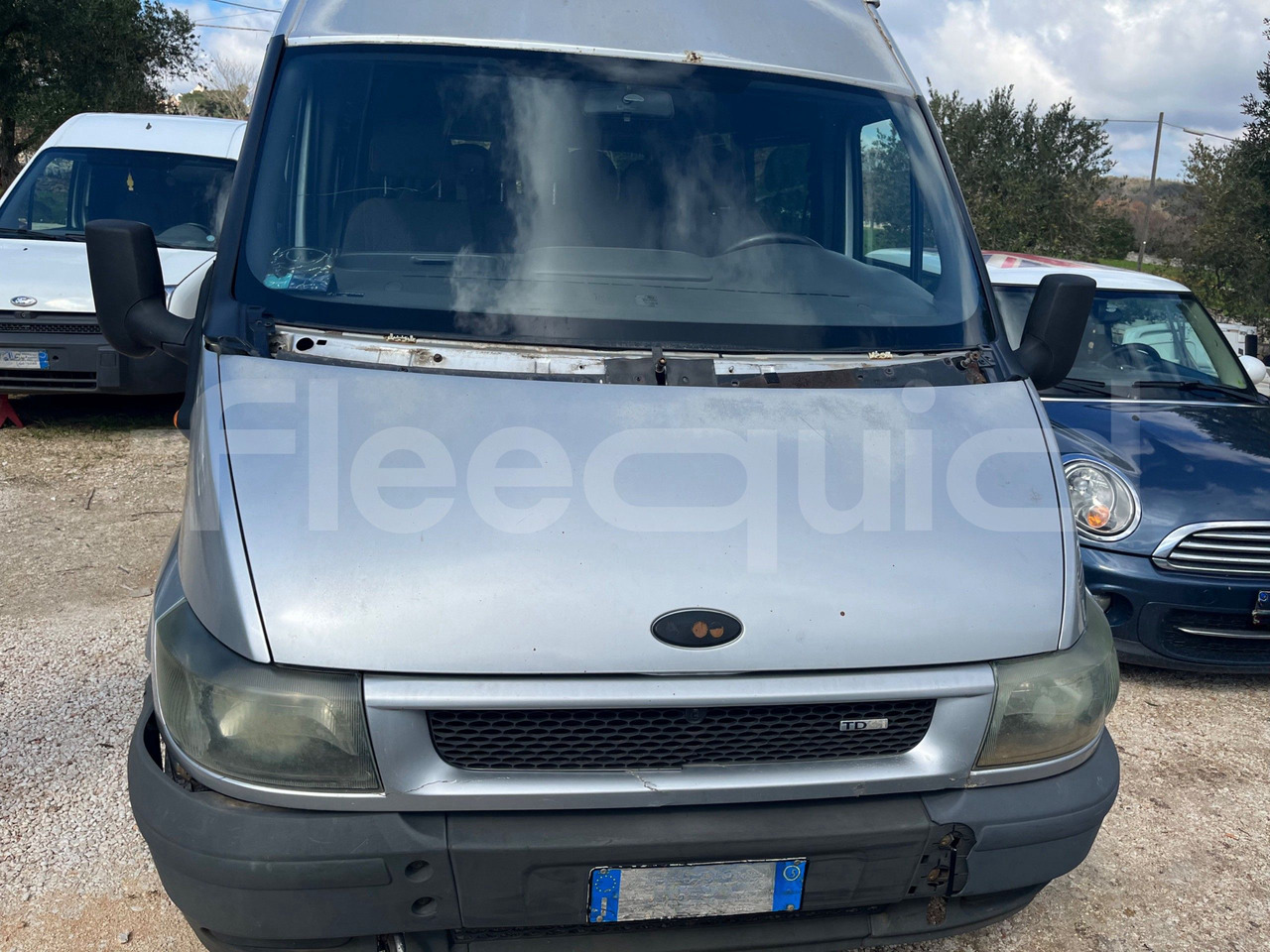 Ford Transit - Microbuz, Transport persoane: Foto 2 Ford Transit - Microbuz, Transport persoane: Foto 2