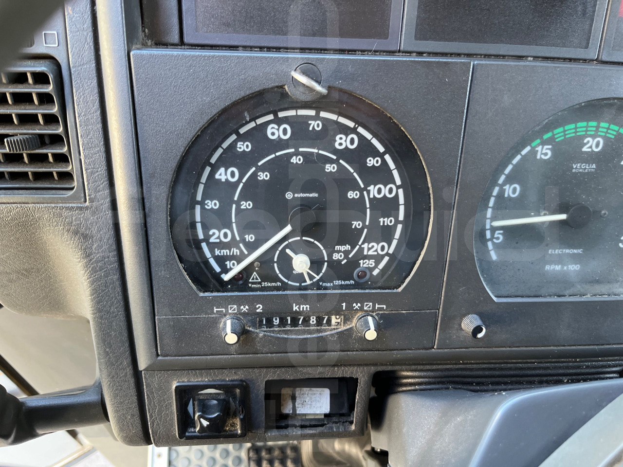 Autobuz școlar Iveco Carvin: Foto 17