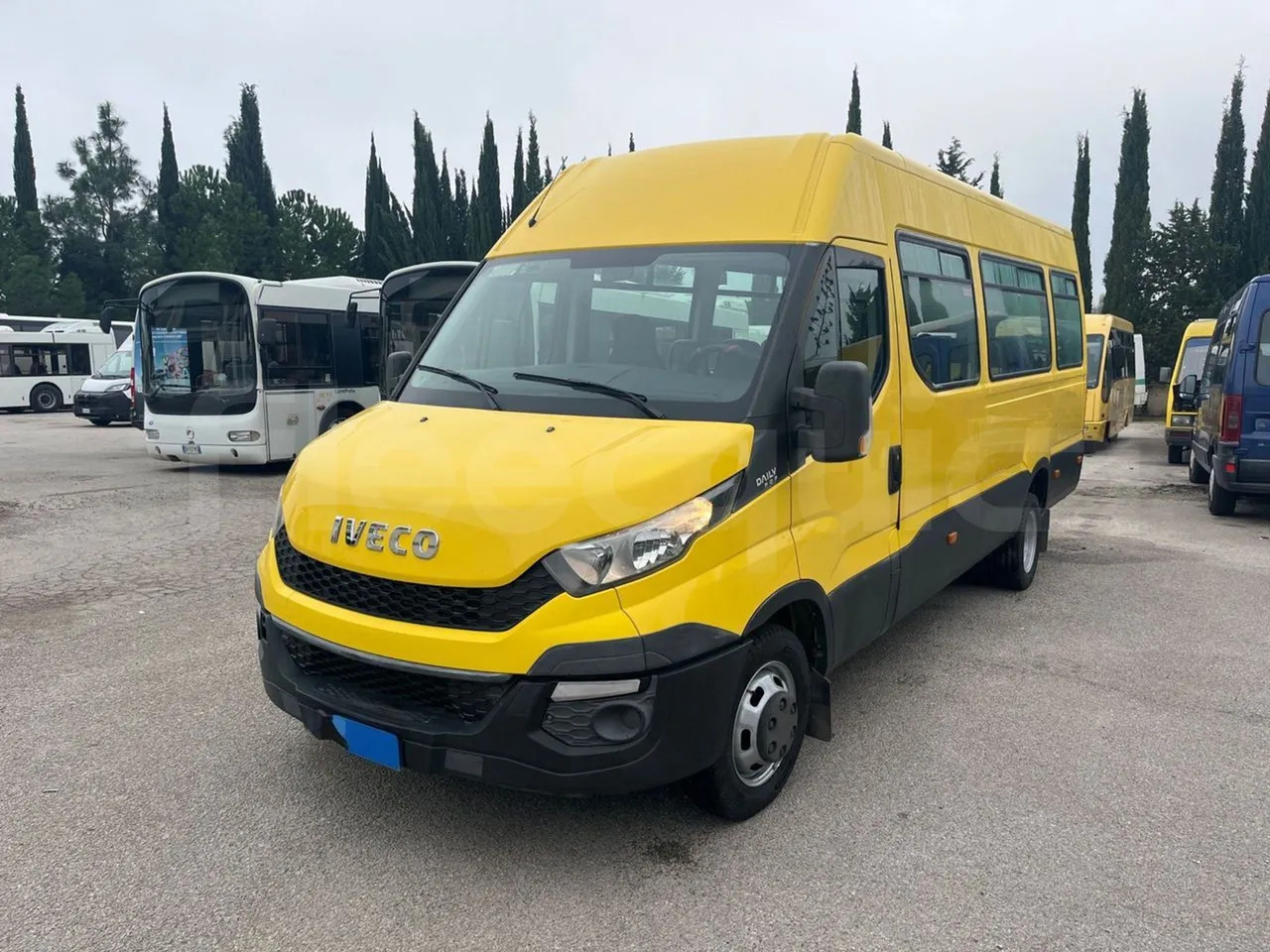 Iveco Daily - Microbuz, Transport persoane: Foto 4 Iveco Daily - Microbuz, Transport persoane: Foto 4