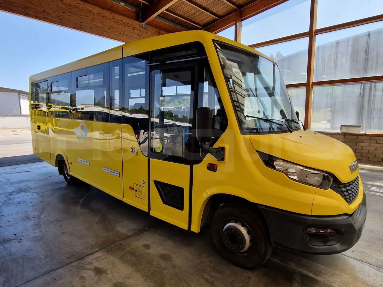 Iveco Indcar - Autobuz școlar: Foto 1 Iveco Indcar - Autobuz școlar: Foto 1