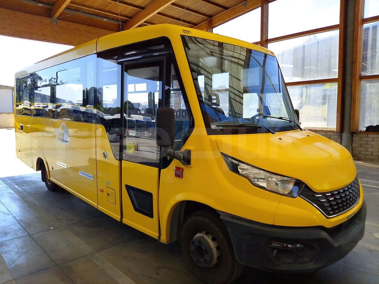 Iveco Indcar - Autobuz școlar: Foto 1 Iveco Indcar - Autobuz școlar: Foto 1