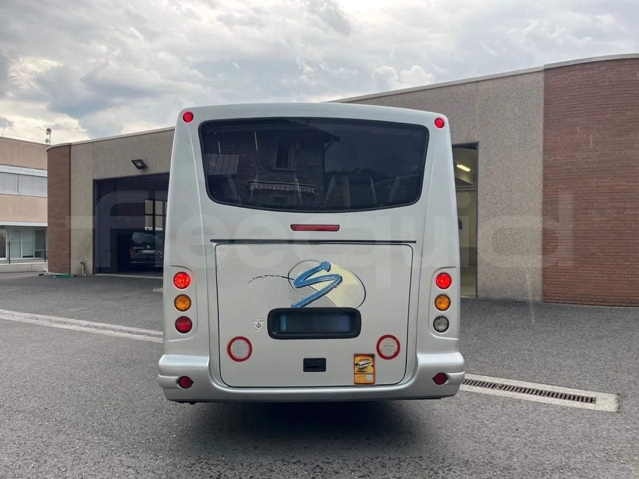 Mercedes-Benz MB 818 S - Autocar: Foto 5 Mercedes-Benz MB 818 S - Autocar: Foto 5