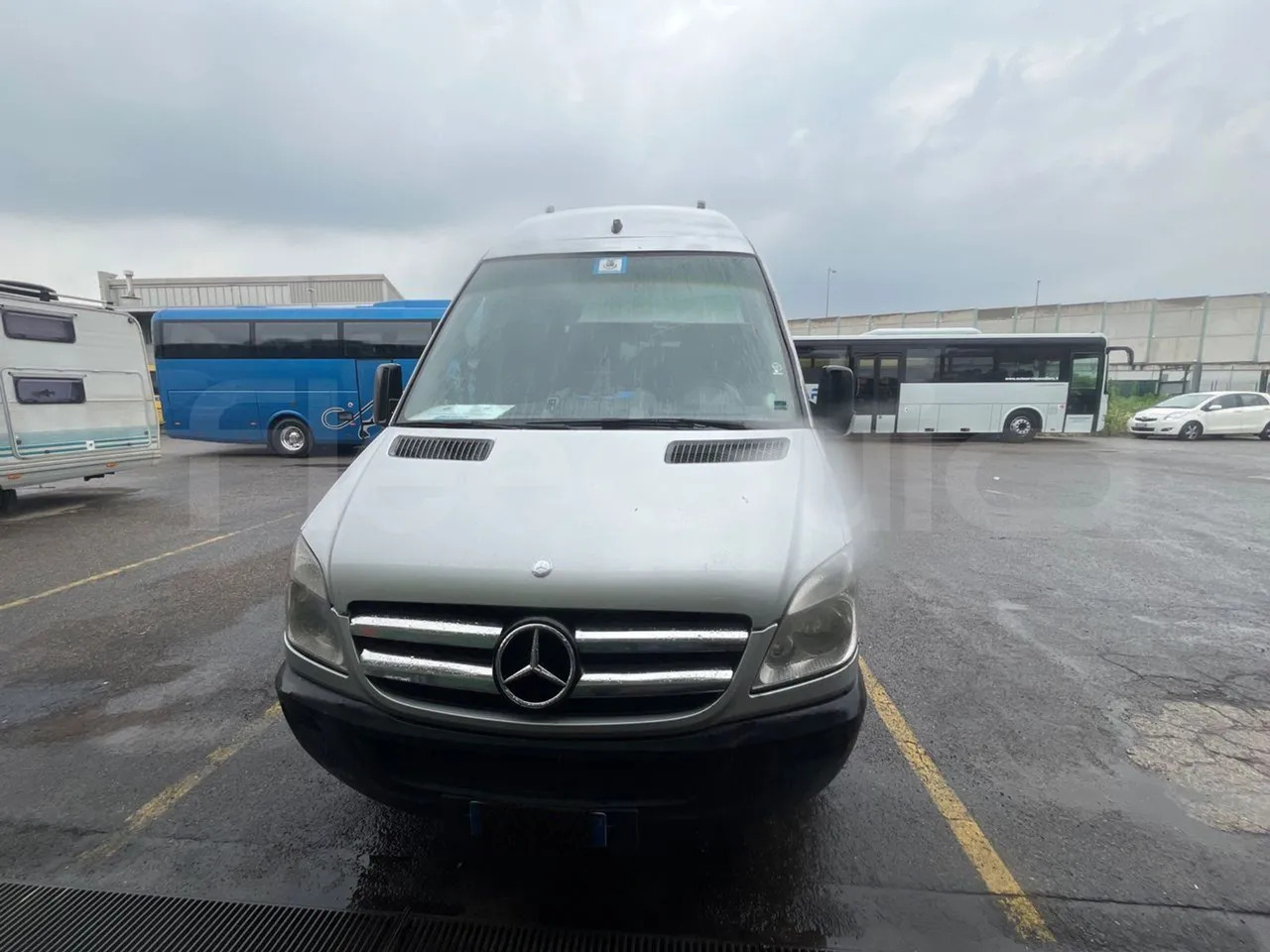 Mercedes-Benz Sprinter - Microbuz, Transport persoane: Foto 2 Mercedes-Benz Sprinter - Microbuz, Transport persoane: Foto 2