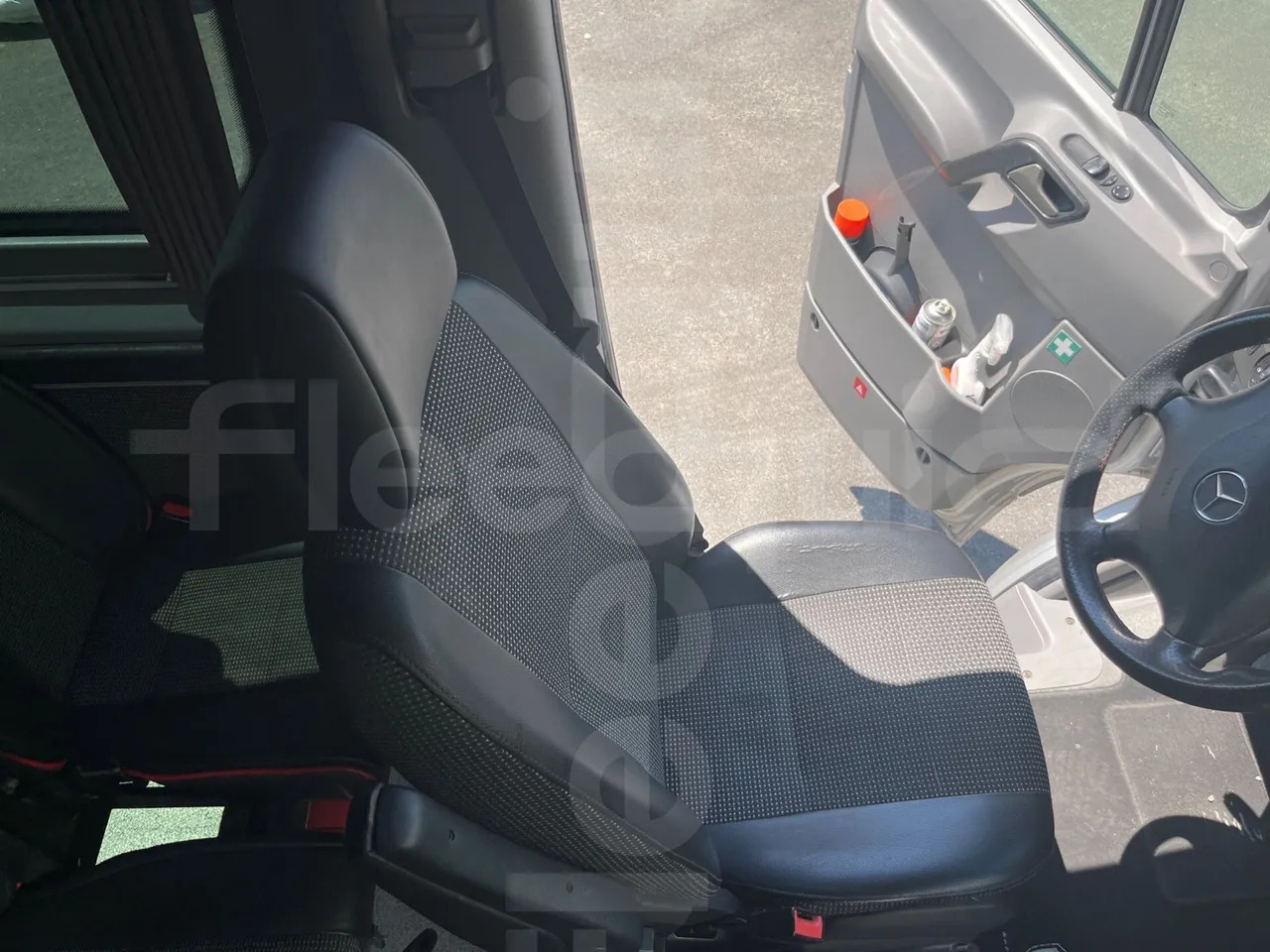 Autobuz interurban Mercedes-Benz Sprinter: Foto 19