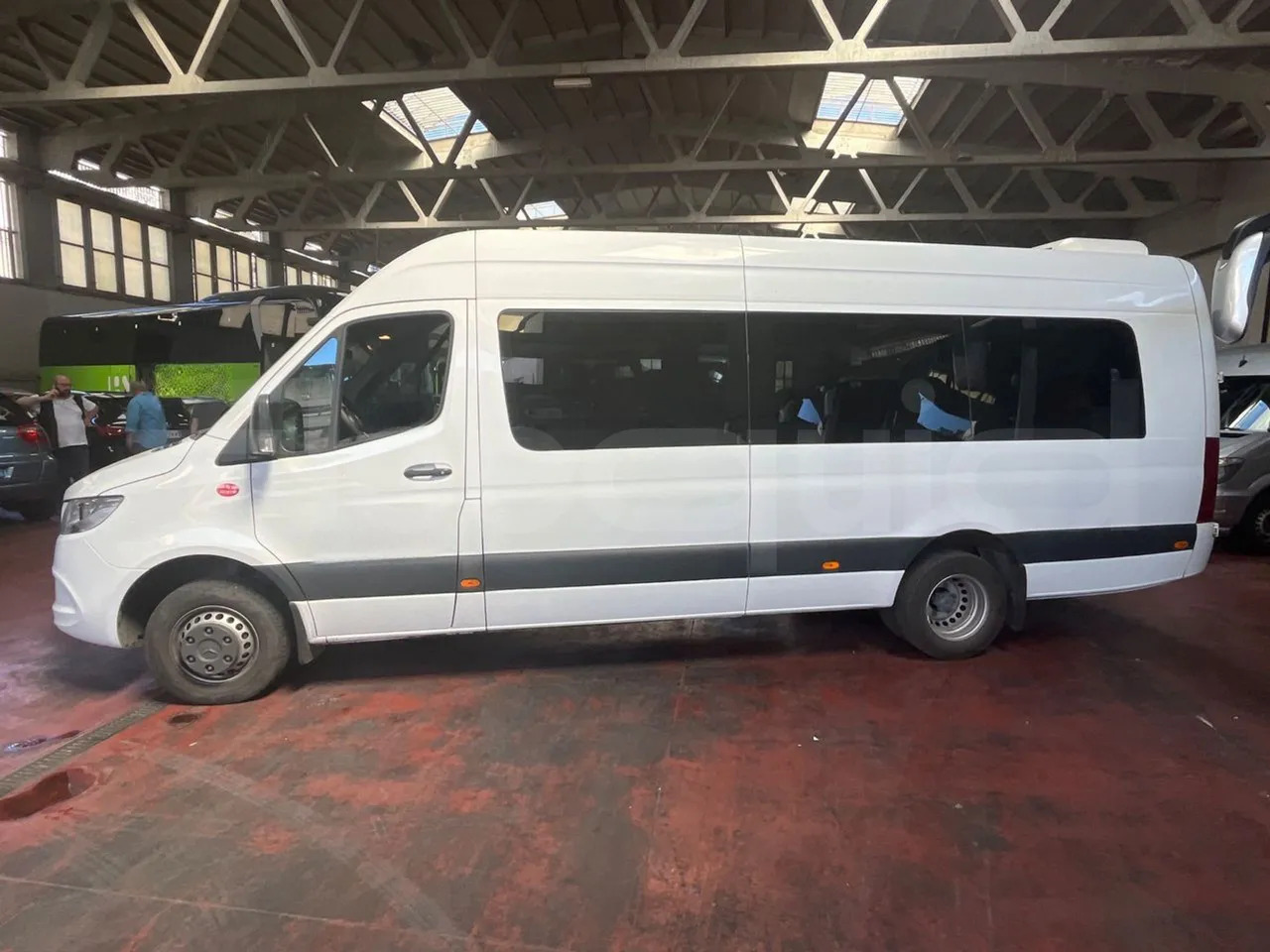 Autobuz interurban Mercedes-Benz Sprinter: Foto 6