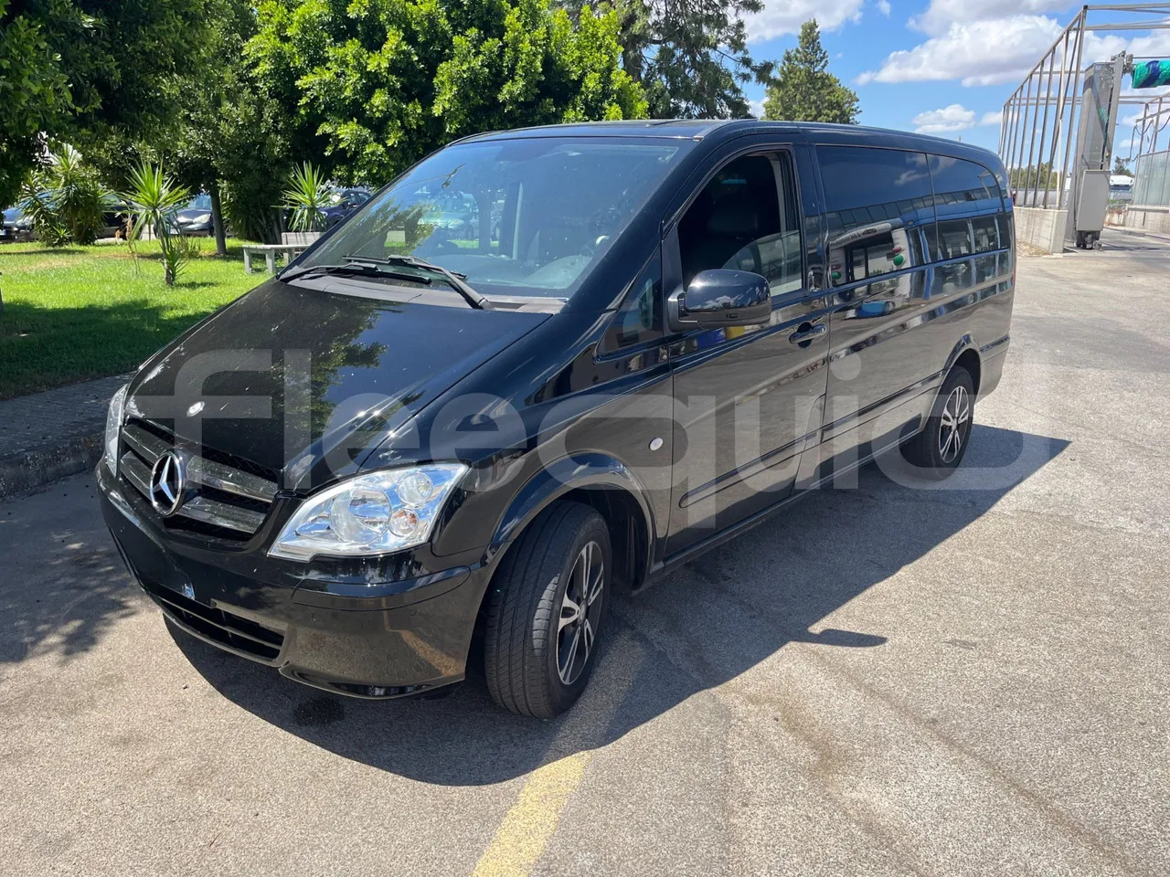 Mercedes-Benz Vito - Microbuz, Transport persoane: Foto 4 Mercedes-Benz Vito - Microbuz, Transport persoane: Foto 4