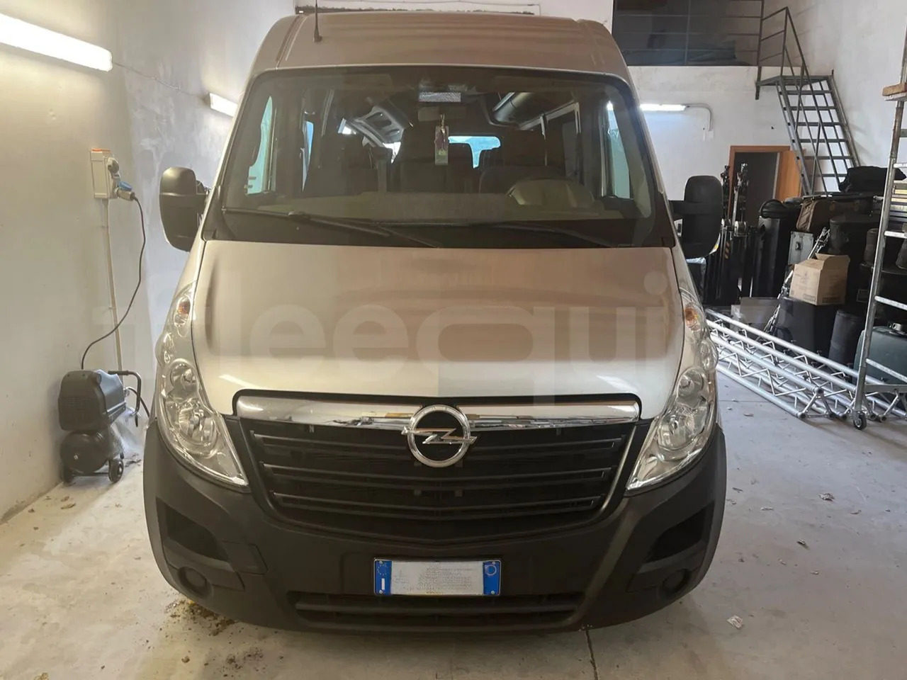 Opel Movano - Microbuz, Transport persoane: Foto 1 Opel Movano - Microbuz, Transport persoane: Foto 1