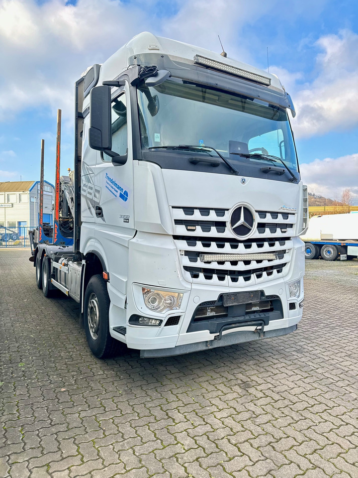 Mercedes Arocs 3358 L 6x4 Radstand 4500 Arocs 3358 L 6x4 Blatt-Luft Gefedert - Camion forestier: Foto 4 Mercedes Arocs 3358 L 6x4 Radstand 4500 Arocs 3358 L 6x4 Blatt-Luft Gefedert - Camion forestier: Foto 4