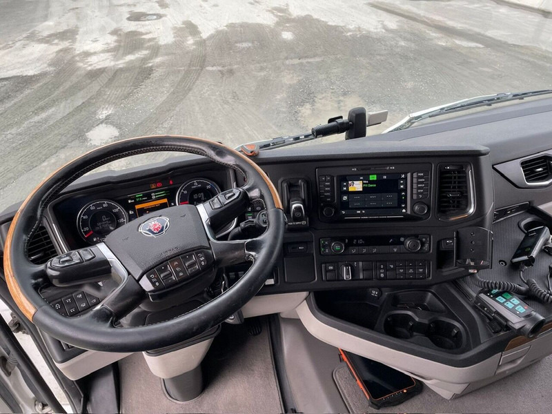Camion cisternă pentru transport de combustibili Scania R 500 Tankwagen Benzin-Diesel Oben und Unten Belfüllung: Foto 17