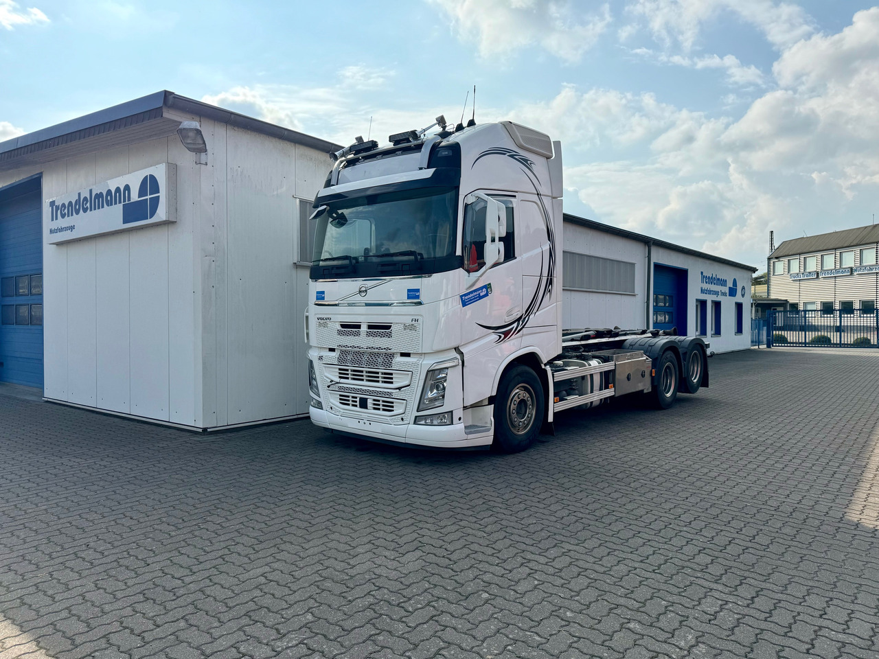 VOLVO Fh-13-540 6x4R - Camion cu cârlig: Foto 1 VOLVO Fh-13-540 6x4R - Camion cu cârlig: Foto 1