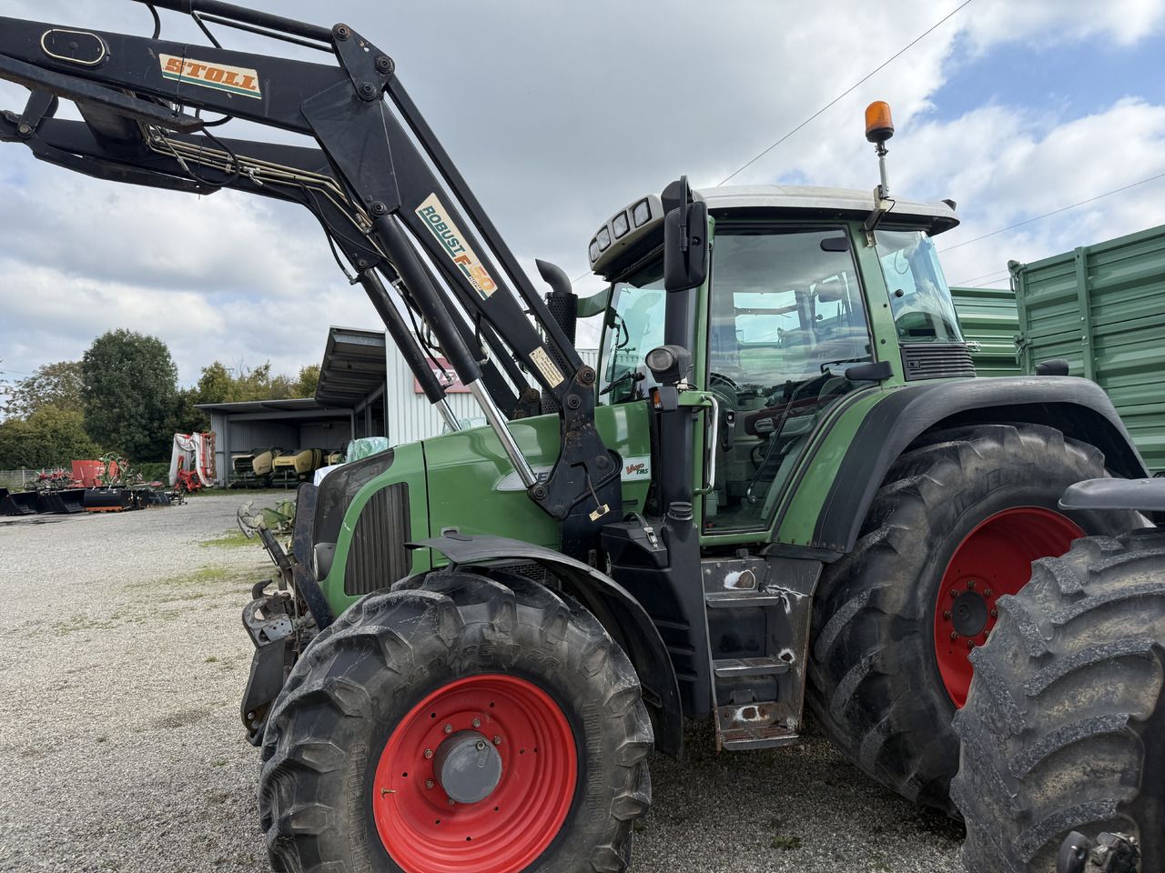 Fendt 415 TMS - Tractor agricol: Foto 1 Fendt 415 TMS - Tractor agricol: Foto 1
