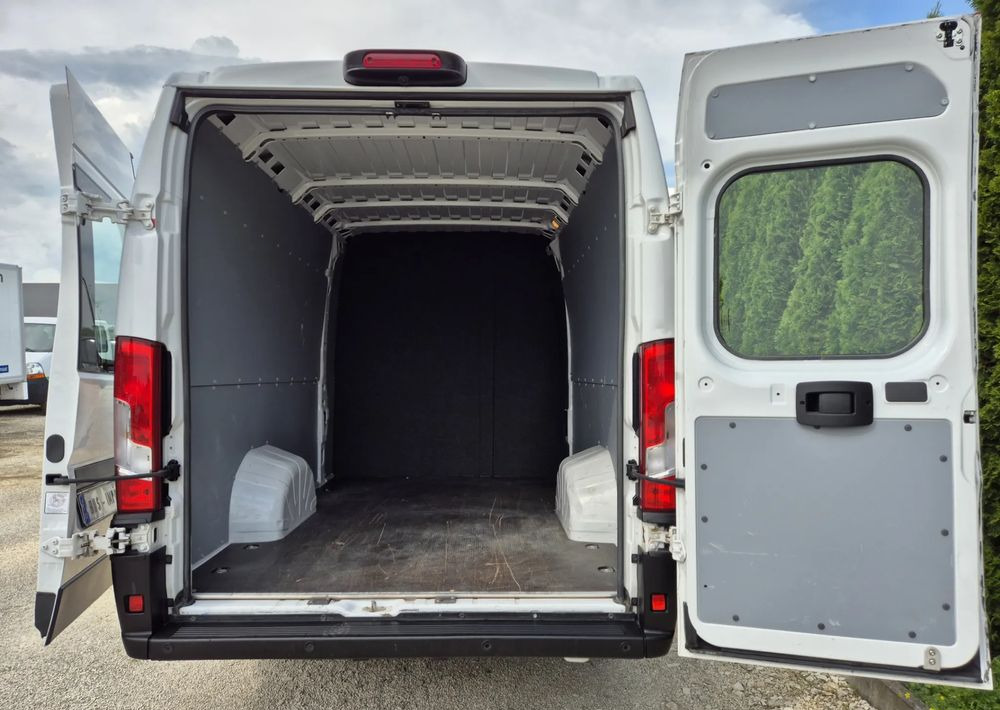 Fiat Ducato 2.3 180KM Maxi Nowa Zabudowa Dubel - Autoutilitară cabină dublă: Foto 4 Fiat Ducato 2.3 180KM Maxi Nowa Zabudowa Dubel - Autoutilitară cabină dublă: Foto 4