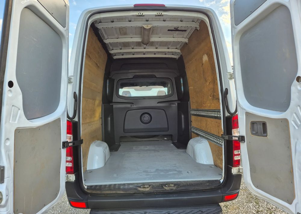 Mercedes-Benz Sprinter 316CDI 160KM Dubel kabina - Autoutilitară cabină dublă: Foto 4 Mercedes-Benz Sprinter 316CDI 160KM Dubel kabina - Autoutilitară cabină dublă: Foto 4