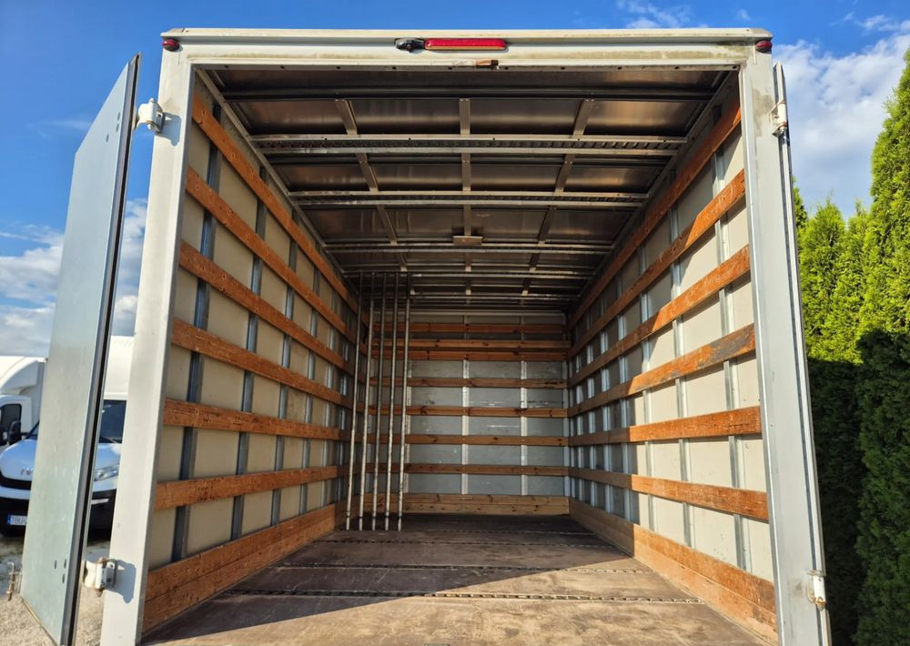 Peugeot Boxer 3.0 180KM - Autoutilitară box: Foto 5 Peugeot Boxer 3.0 180KM - Autoutilitară box: Foto 5