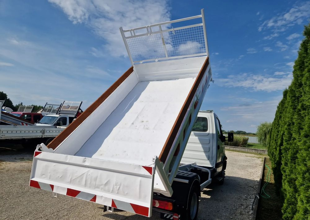 Renault Mascott 3.0 DXI - Autoutilitară basculantă: Foto 4 Renault Mascott 3.0 DXI - Autoutilitară basculantă: Foto 4