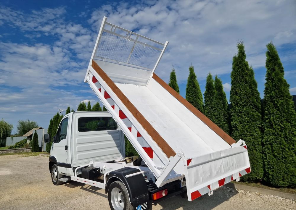 Renault Mascott 3.0 DXI - Autoutilitară basculantă: Foto 3 Renault Mascott 3.0 DXI - Autoutilitară basculantă: Foto 3