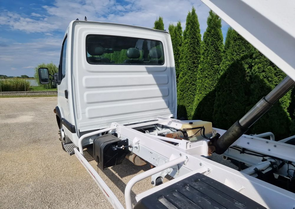 Renault Mascott 3.0 DXI - Autoutilitară basculantă: Foto 5 Renault Mascott 3.0 DXI - Autoutilitară basculantă: Foto 5