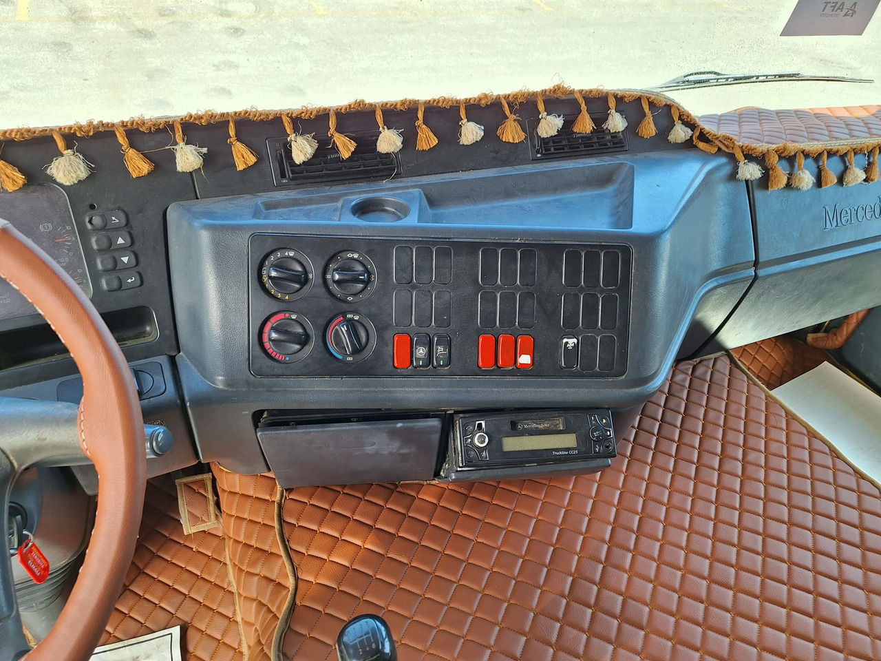 Cap tractor MERCEDES-BENZ ACTROS 3348: Foto 12