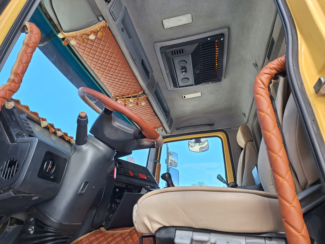 Cap tractor MERCEDES-BENZ ACTROS 3348: Foto 9
