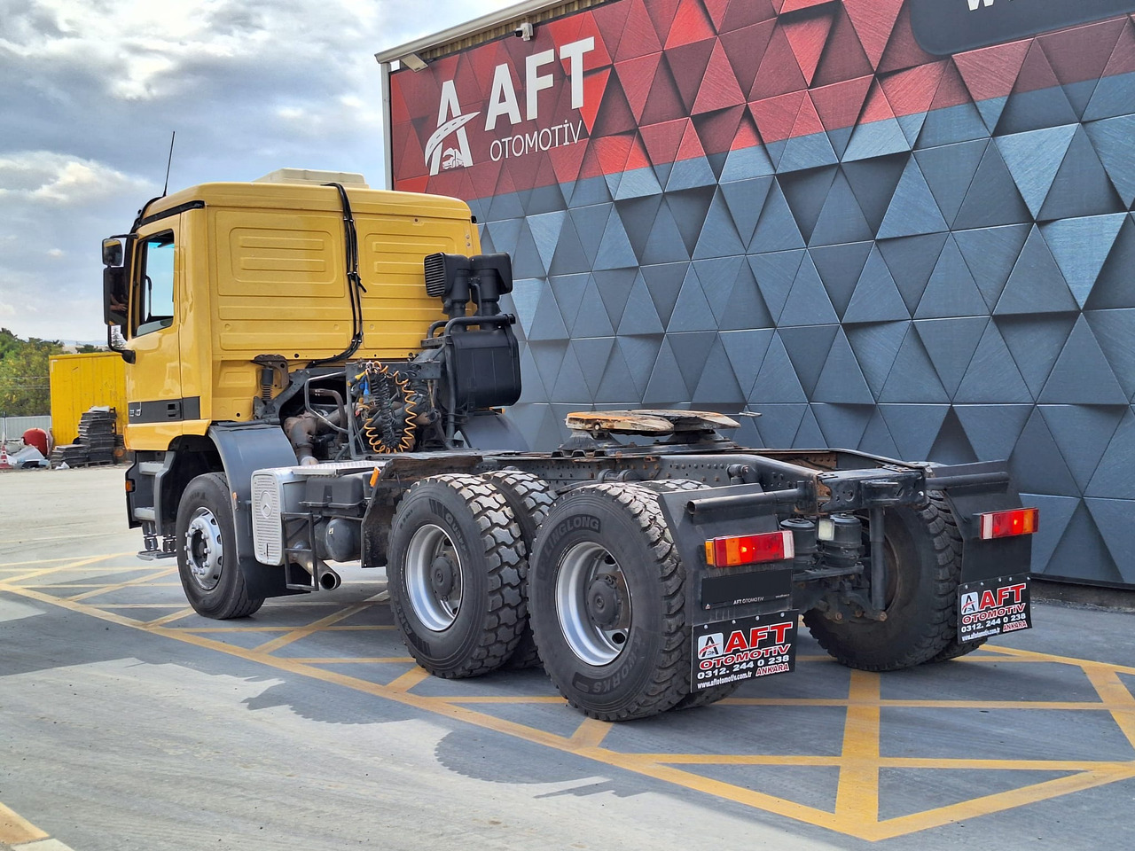 Cap tractor MERCEDES-BENZ ACTROS 3348: Foto 6