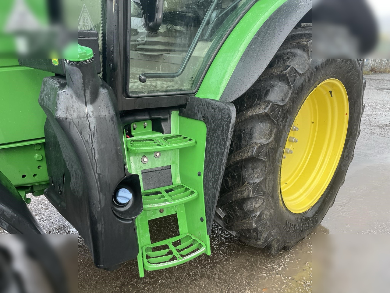 2017 JOHN DEERE 6130R - Tractor agricol: Foto 5 2017 JOHN DEERE 6130R - Tractor agricol: Foto 5