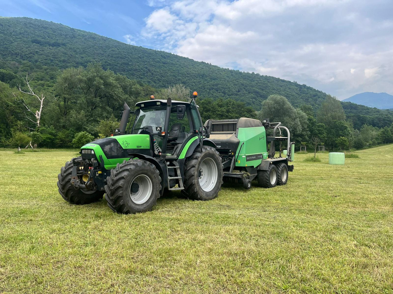 Deutz-Fahr Varimaster 560 - Presă baloţi rotunzi: Foto 4 Deutz-Fahr Varimaster 560 - Presă baloţi rotunzi: Foto 4