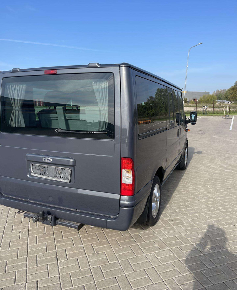 Ford Transit - Microbuz, Transport persoane: Foto 4 Ford Transit - Microbuz, Transport persoane: Foto 4
