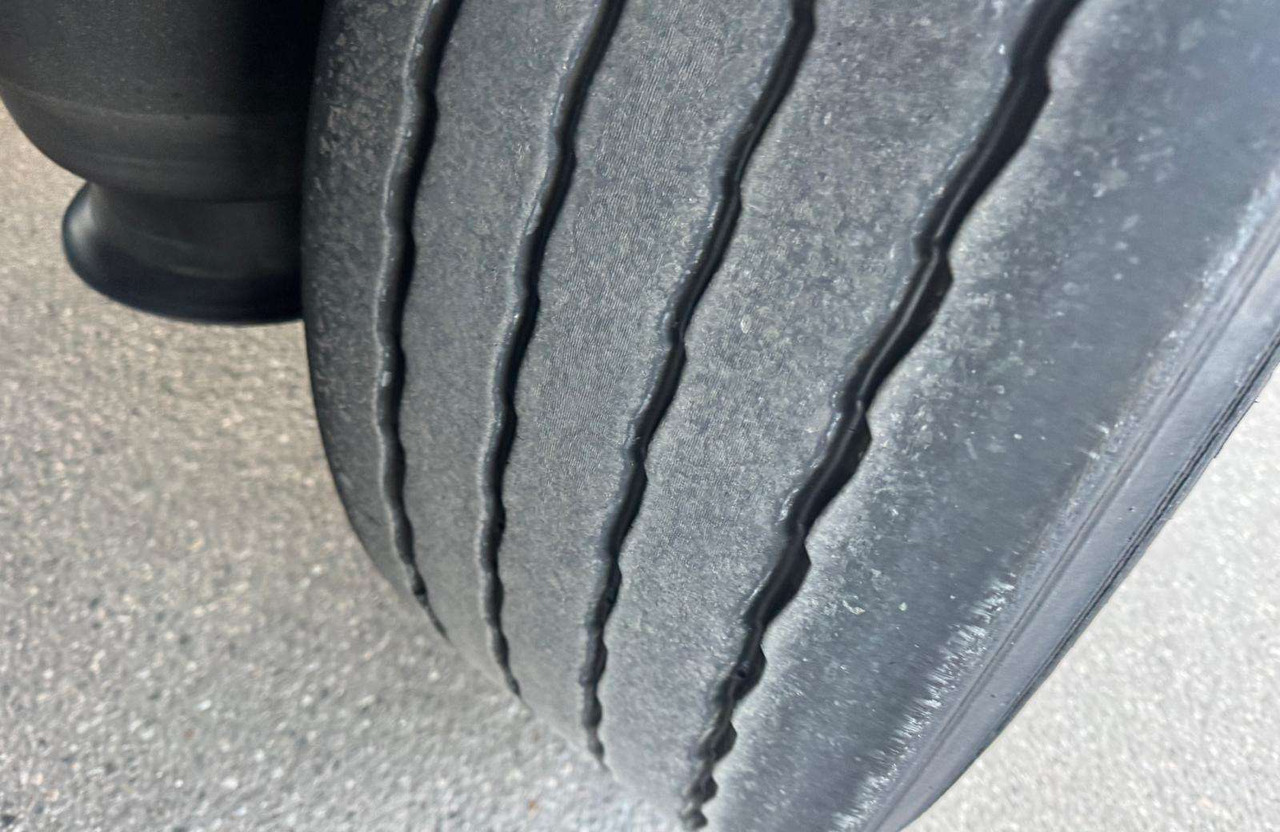 Krone Standart - Semiremorcă furgon: Foto 2 Krone Standart - Semiremorcă furgon: Foto 2