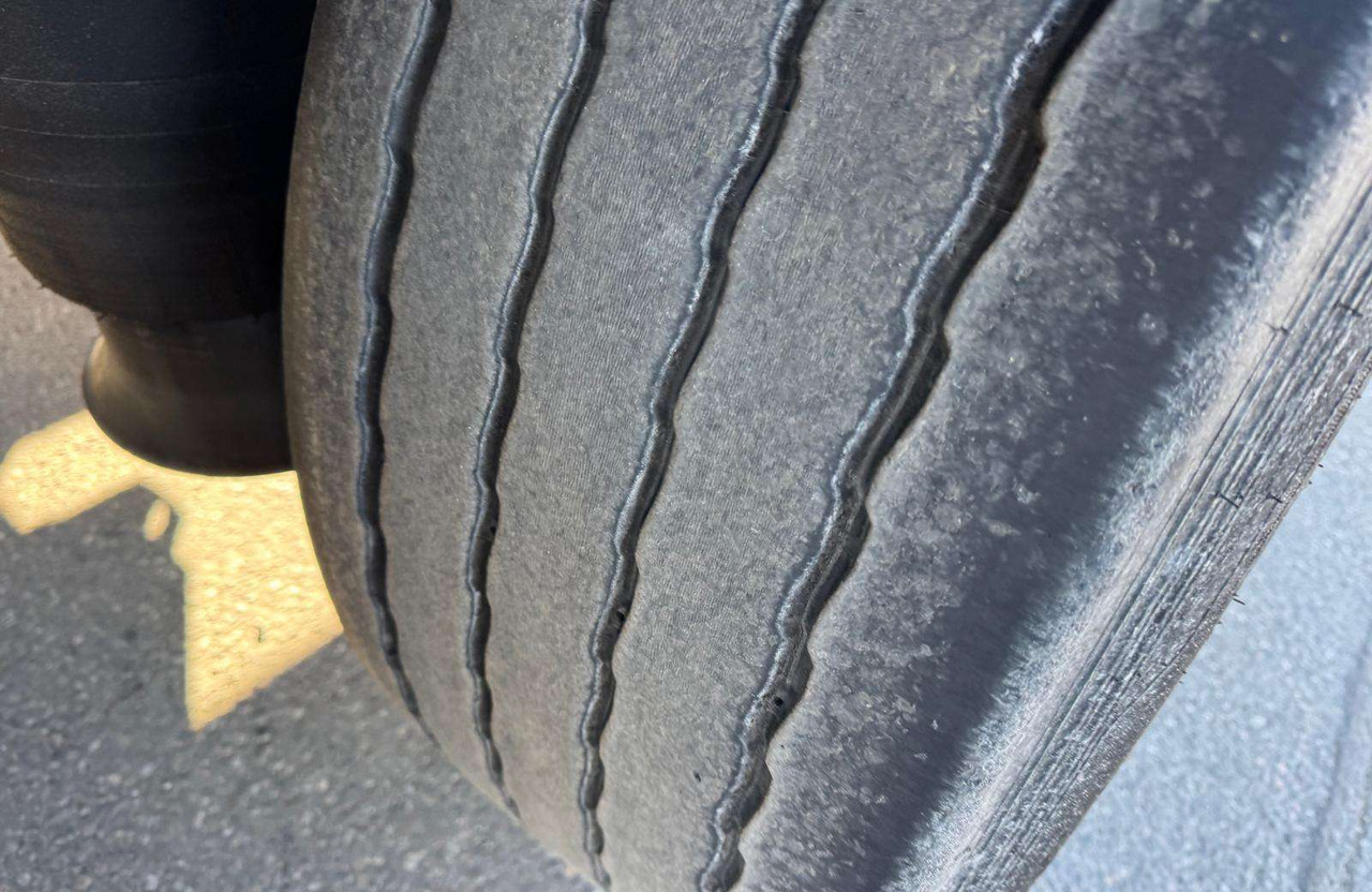 Krone Standart - Semiremorcă furgon: Foto 4 Krone Standart - Semiremorcă furgon: Foto 4