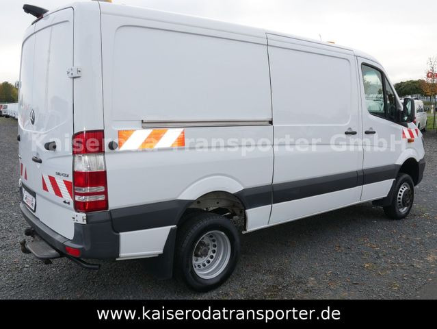 Mercedes-Benz Sprinter 516 L2 4x4 Werkstatt Sthzg. AHK Kamera - Dubă: Foto 5 Mercedes-Benz Sprinter 516 L2 4x4 Werkstatt Sthzg. AHK Kamera - Dubă: Foto 5