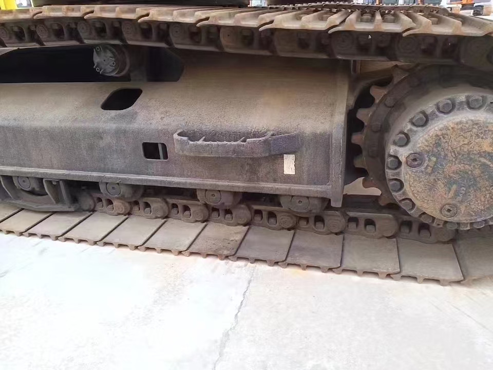 CATERPILLAR 325C used excavator low price for sale - Excavator pe şenile: Foto 4 CATERPILLAR 325C used excavator low price for sale - Excavator pe şenile: Foto 4