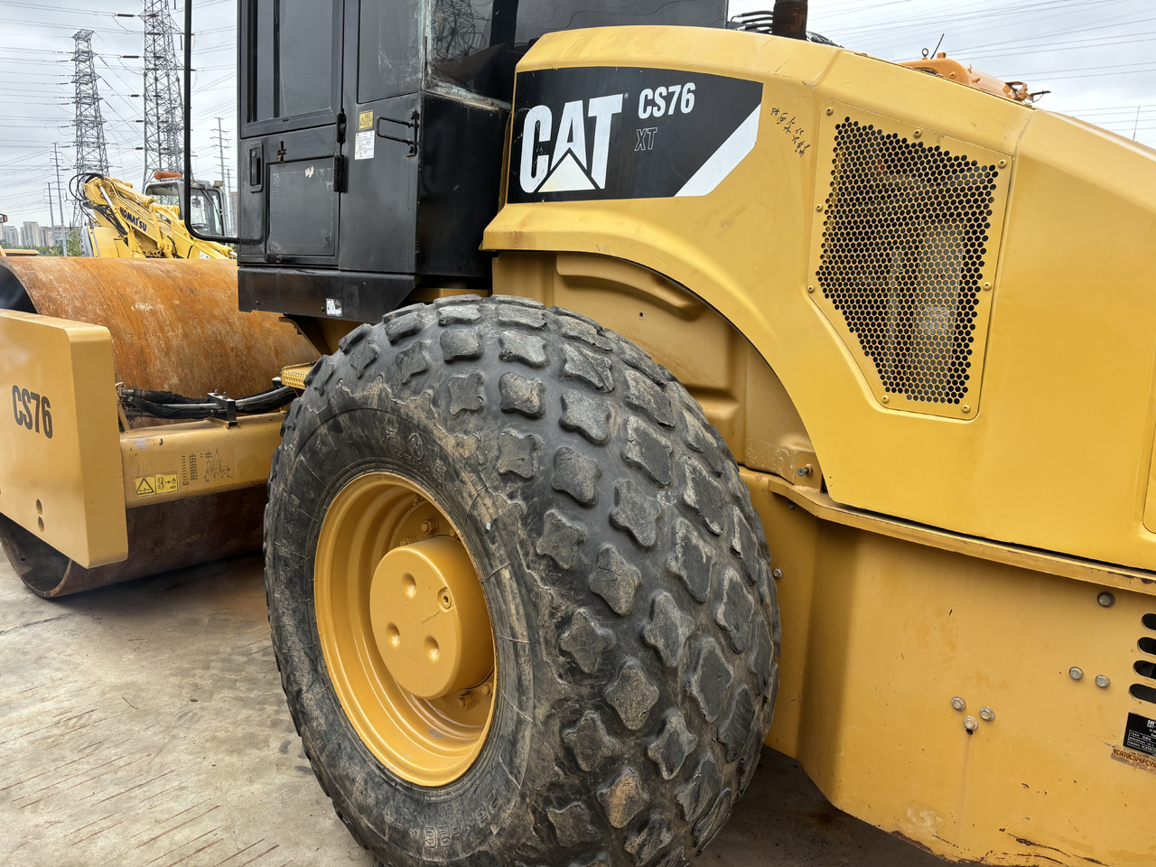 CATERPILLAR CS76 road roller Road construction - Compactor: Foto 3 CATERPILLAR CS76 road roller Road construction - Compactor: Foto 3