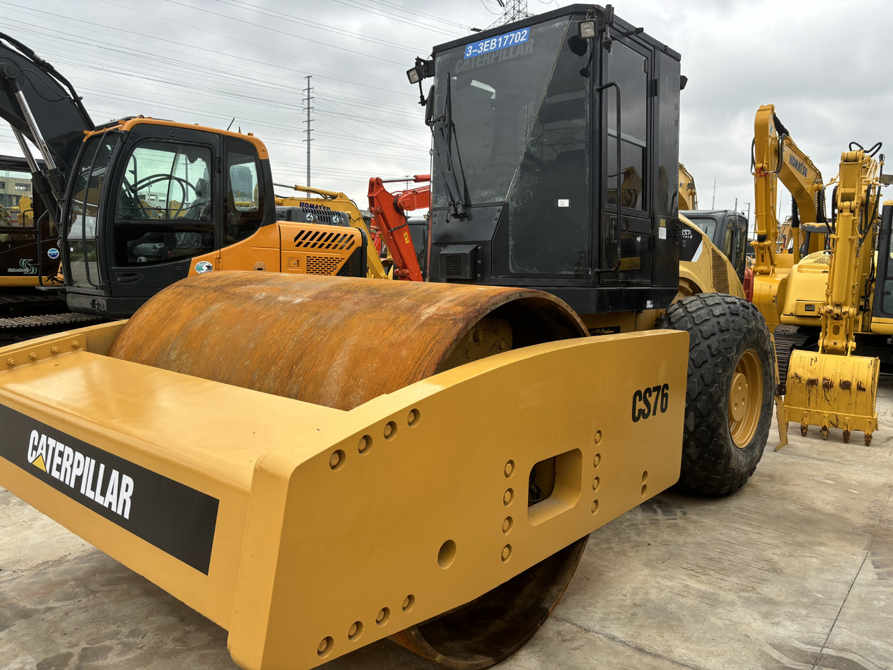 CATERPILLAR CS76 road roller Road construction - Compactor: Foto 2 CATERPILLAR CS76 road roller Road construction - Compactor: Foto 2