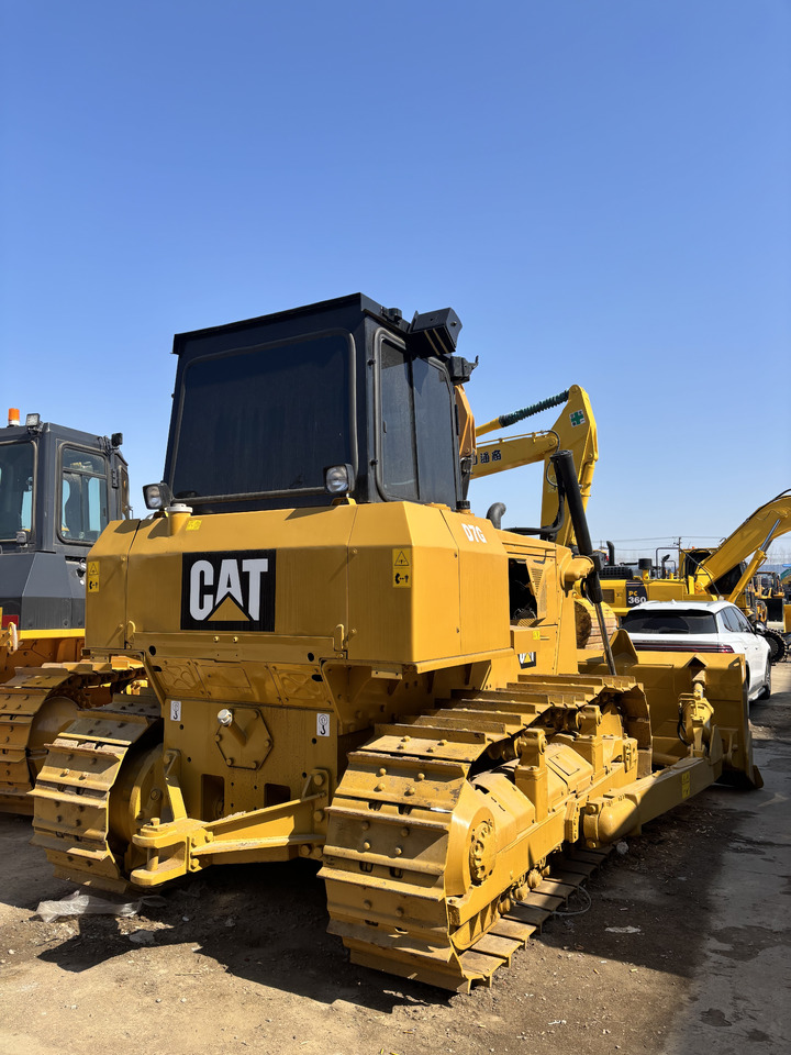 CATERPILLAR D7G USED bulldozer good condition ready to work - Buldozer: Foto 4 CATERPILLAR D7G USED bulldozer good condition ready to work - Buldozer: Foto 4