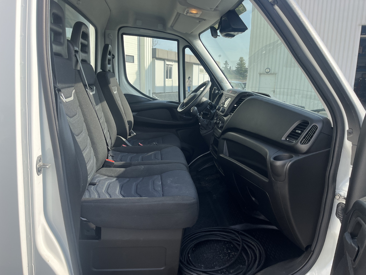 Autoutilitară frigorifica IVECO DAILY 35S14 FRIGORIFIQUE FRCX: Foto 7 Autoutilitară frigorifica IVECO DAILY 35S14 FRIGORIFIQUE FRCX: Foto 7